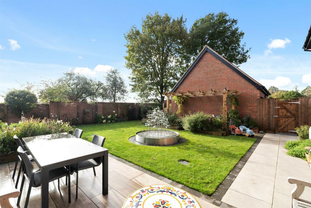 12 Hall Farm Court_LO_106.jpg