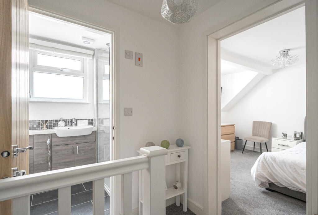 1311366-2-6856932...