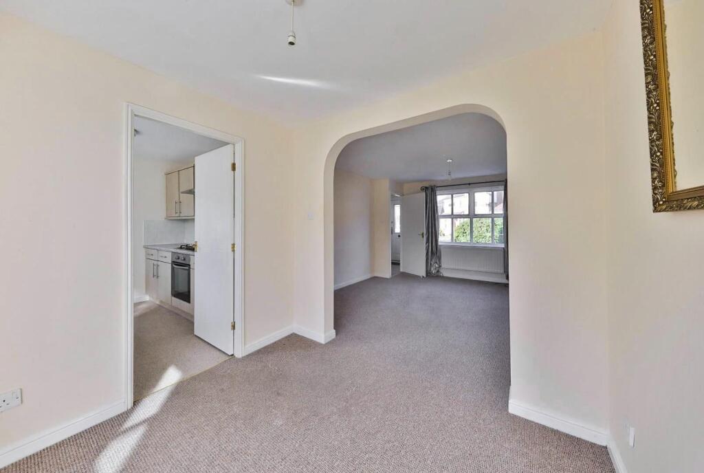 tlc_25f18fa1-d1e3-41f0-bcd6-e3c66c035e97_620d30b.j