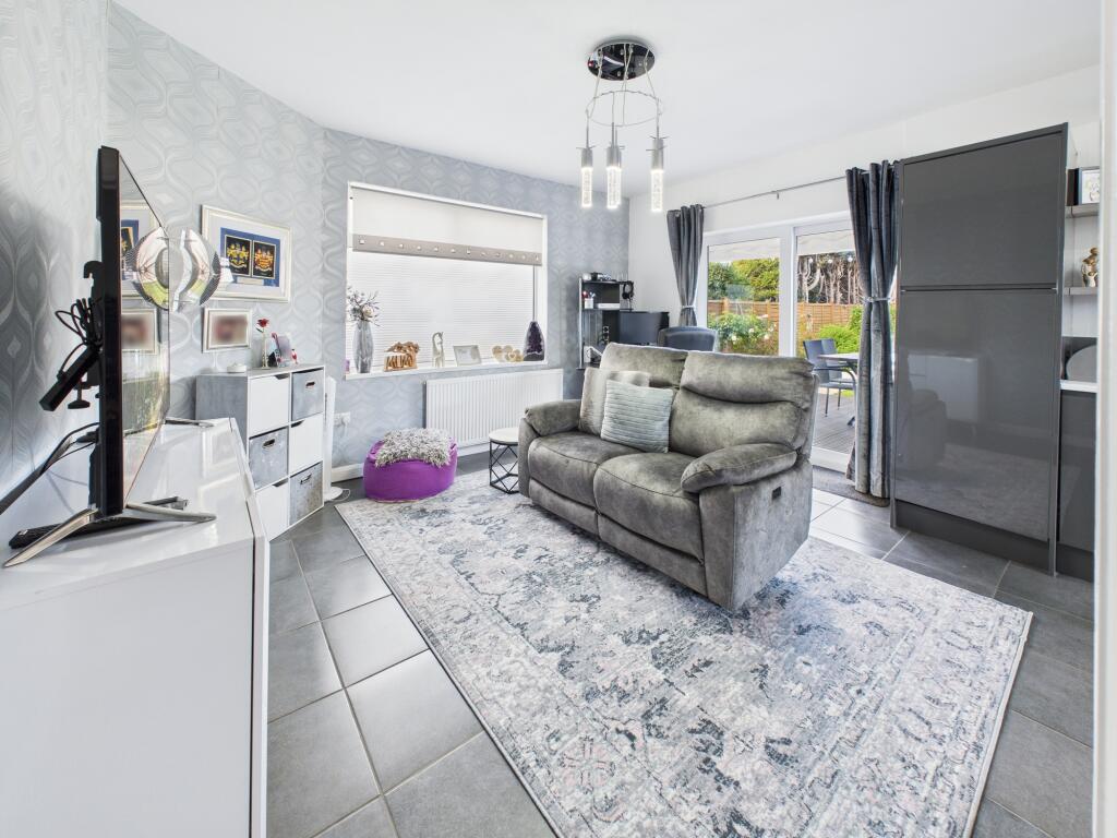 Living / Dining Kitchen