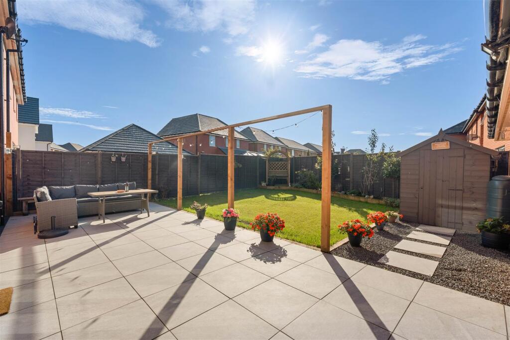 63 Horton Drive (28 of 43).jpg