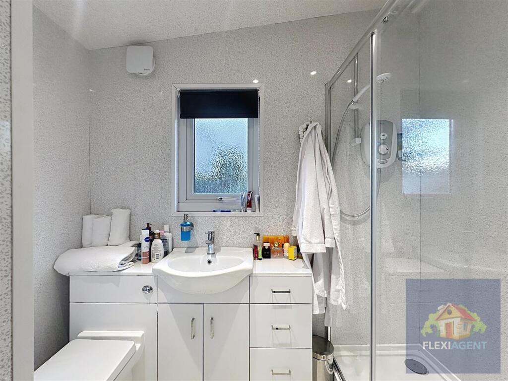 Private Living Shower Room