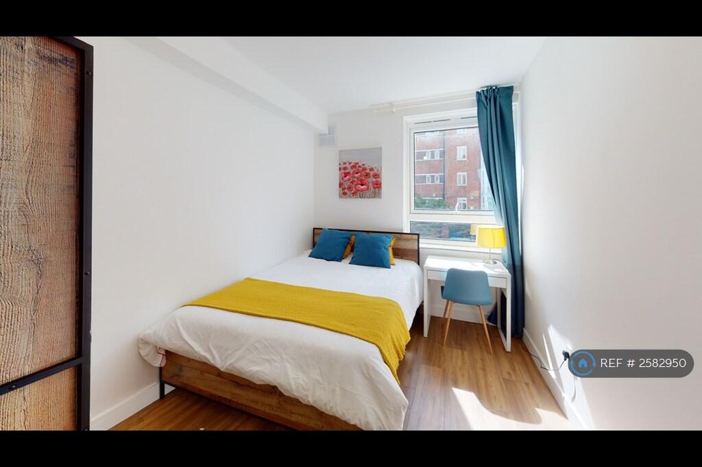Room 4 - Double Ensuite