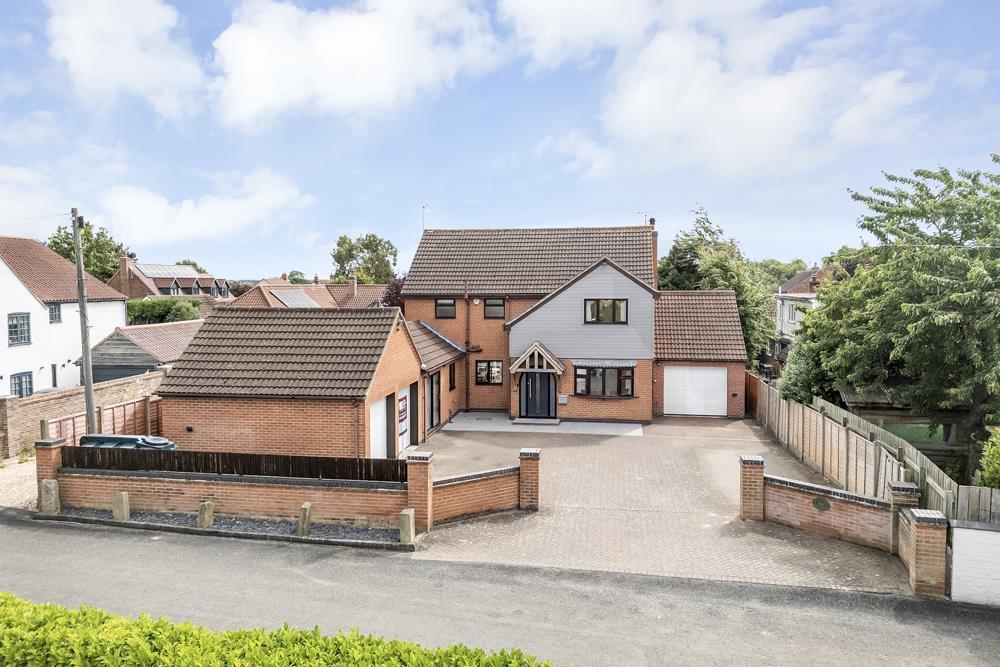 DOUBLE GARAGE