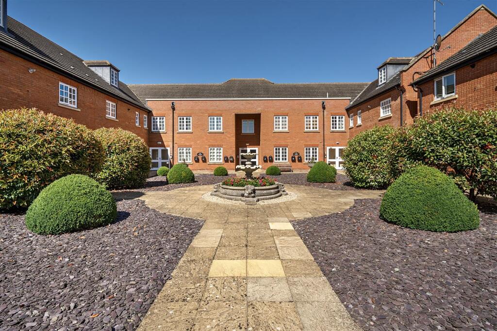 69 Reffield Close