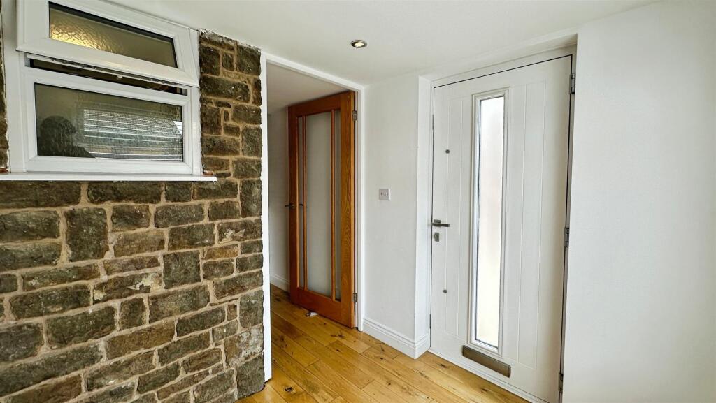 336521db--4D2D-A381-07A68586008F-66192-000015641E6