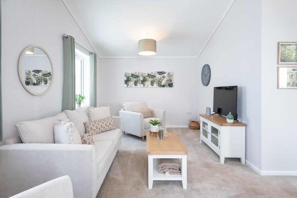 Living Room 3.jpg