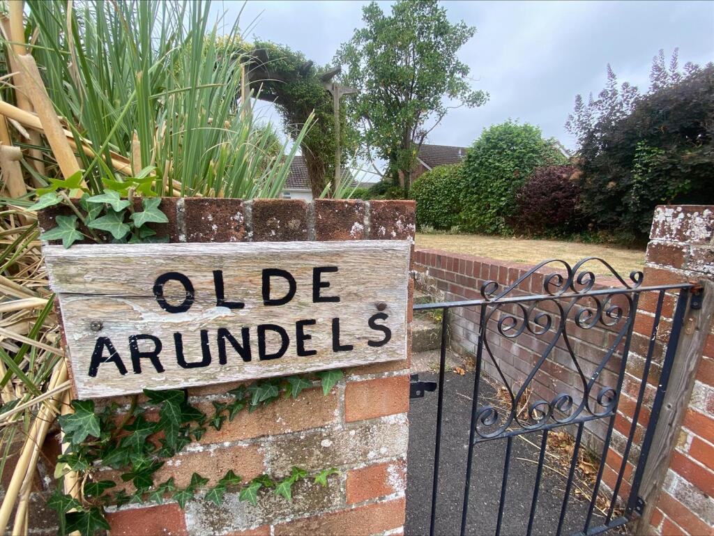 HOUSE SIGN