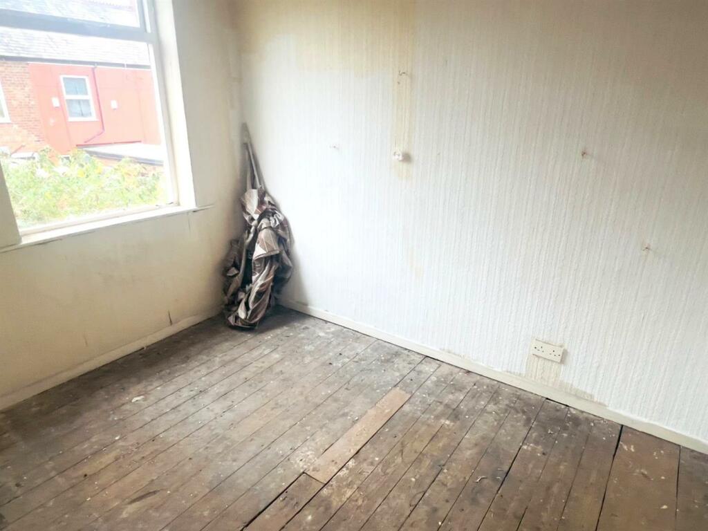 WhatsApp Image 2024-10-16 at 14.23.28 (8).jpeg