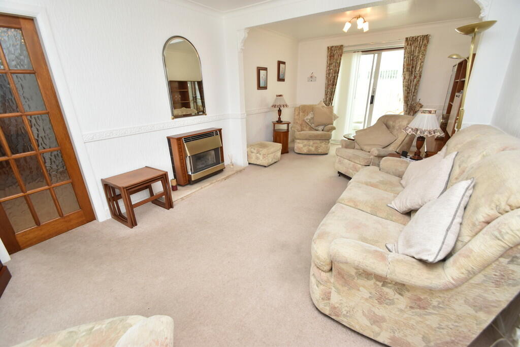 Lounge 1