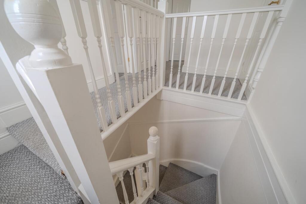 120 Sunnybank Rd-14.jpg