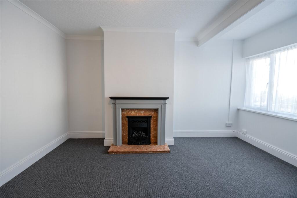 Living Room (2)