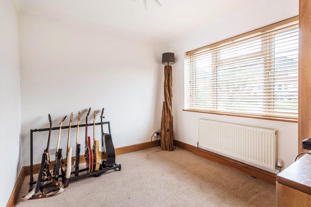 Second bedroom.jpg