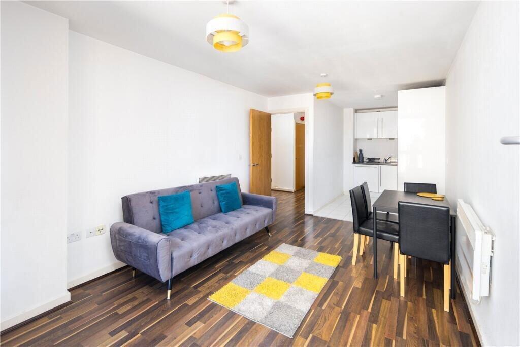 Living Room 4