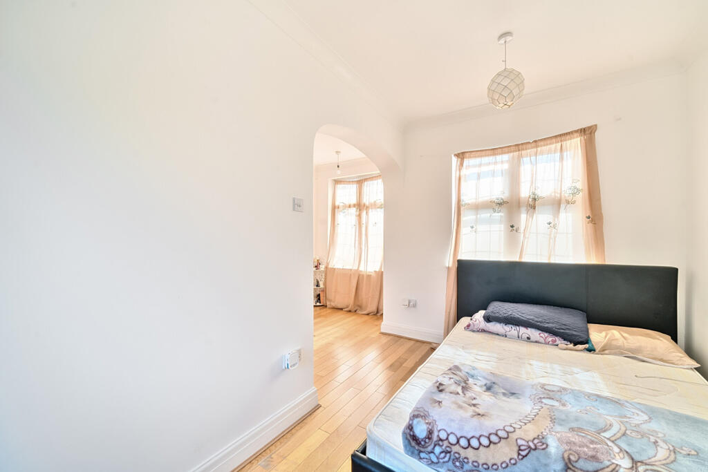 1289854-28-682dfe...