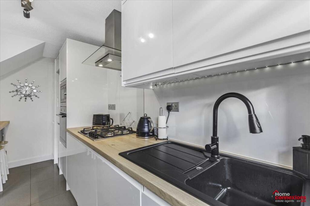 Kitchen (2)