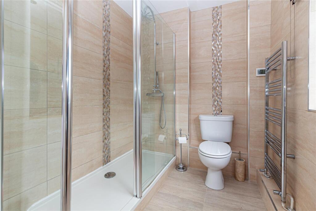Ensuite-2.jpg