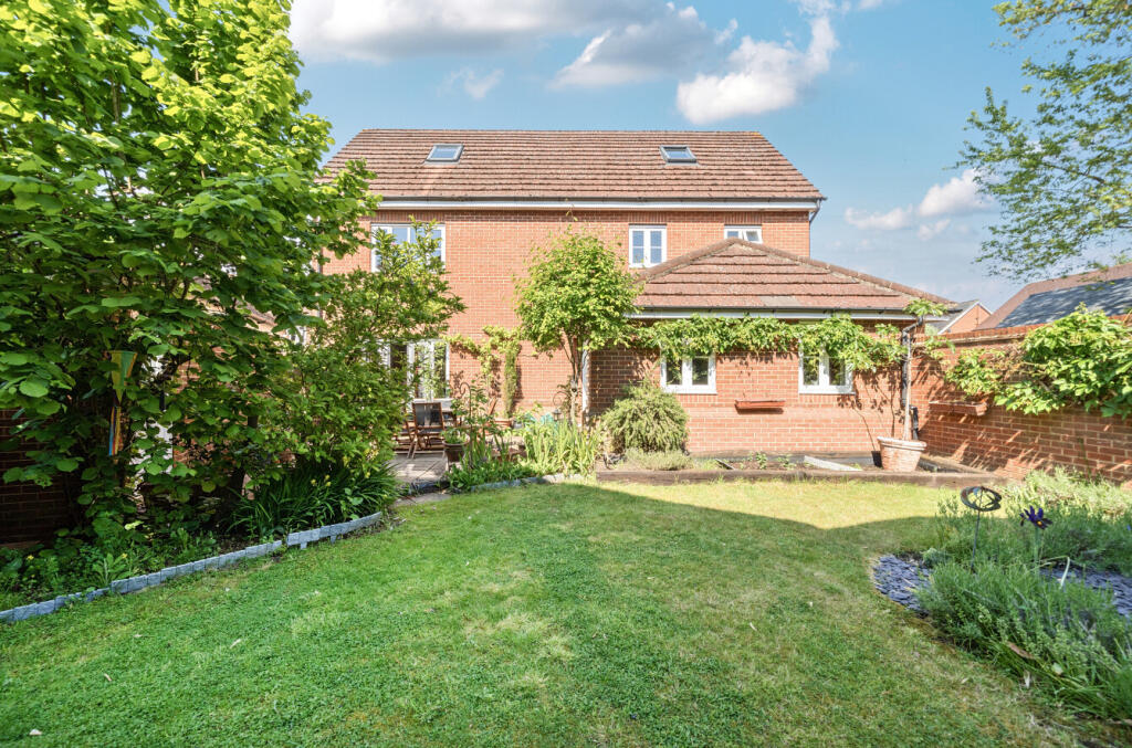 12-68220d33aa9b5-...