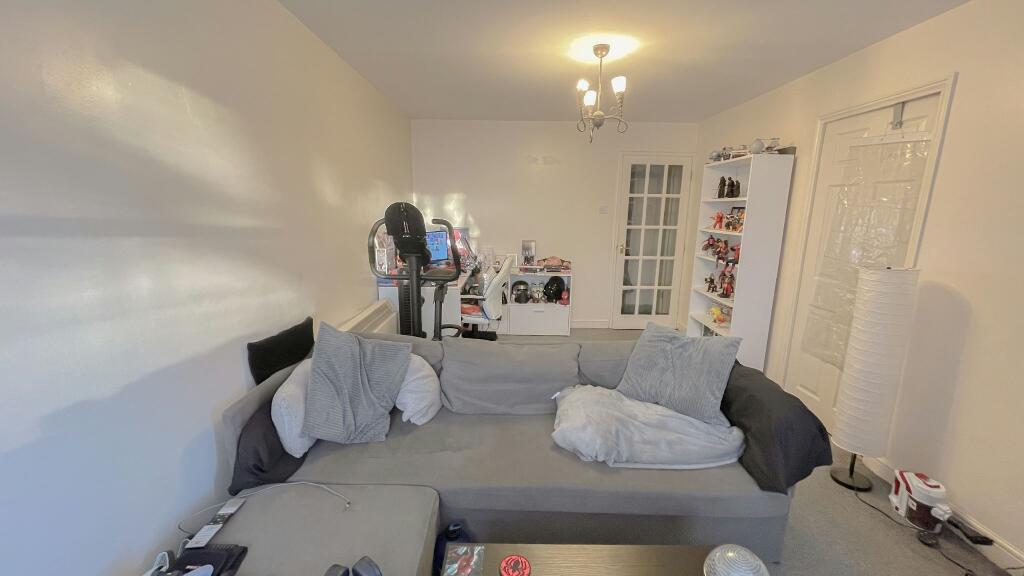 4th Photo of Lounge