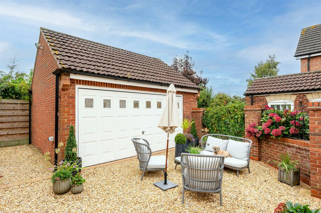 Double Garage