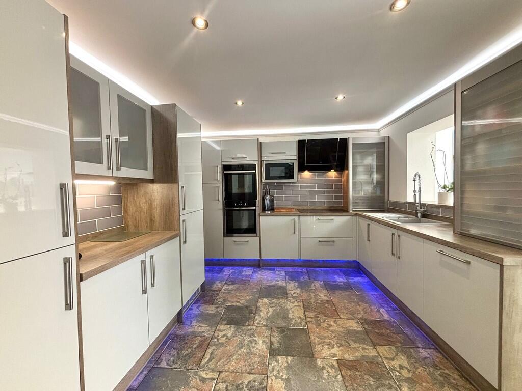 kitchen 4