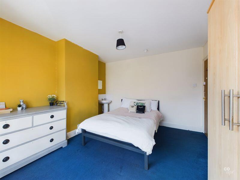 bed 5 