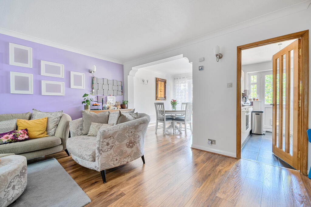 14-1300648-14-683...