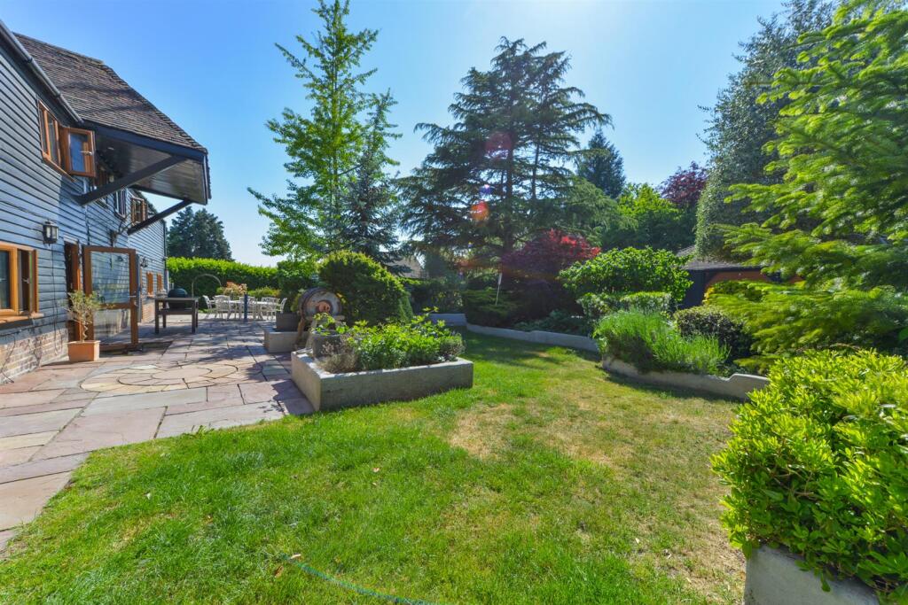 Tithe Barn Detling13.jpg