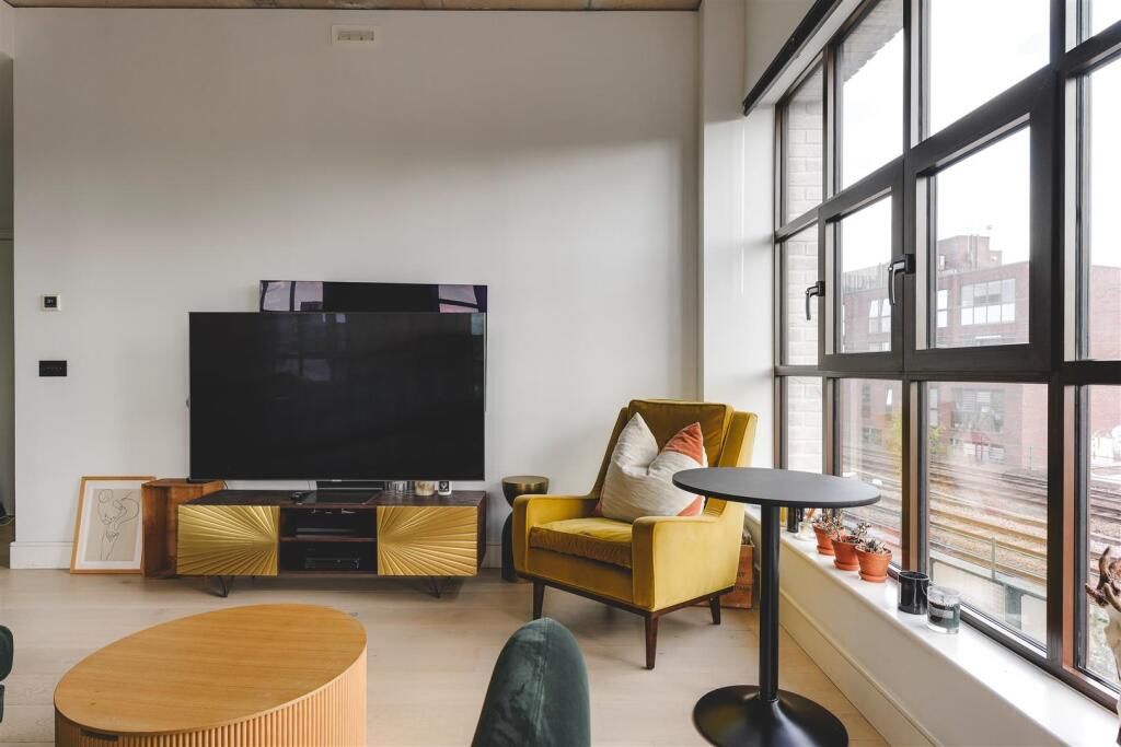 Empress Apartments -6.jpg