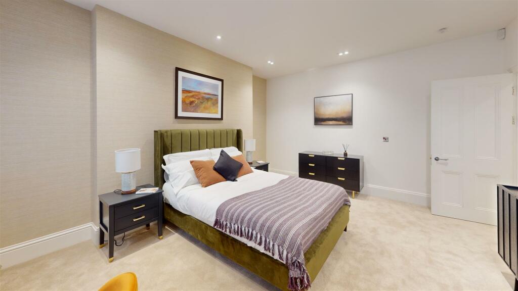 2-Halkin-Street-Bedroom.jpg
