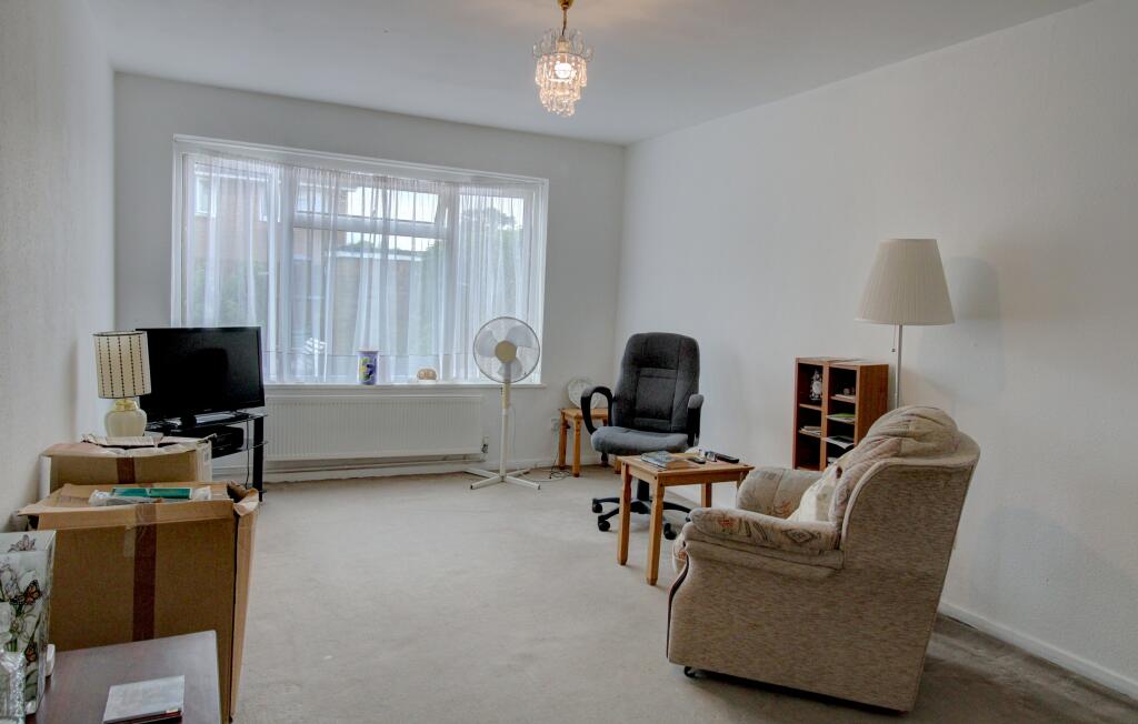 Sitting dining room