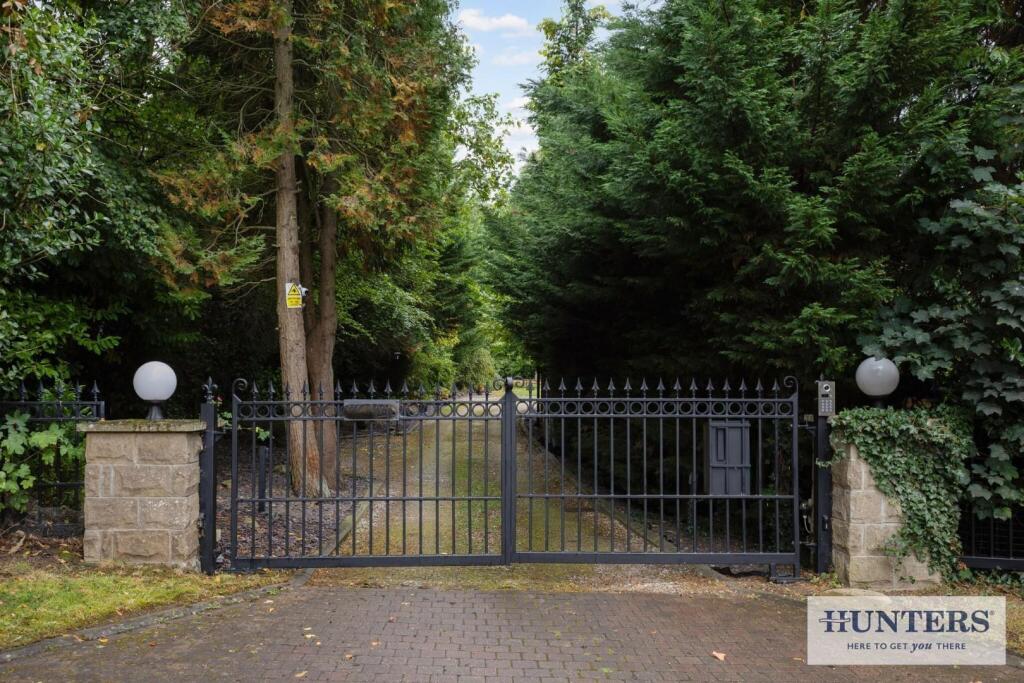 esholt av new photo.jpg