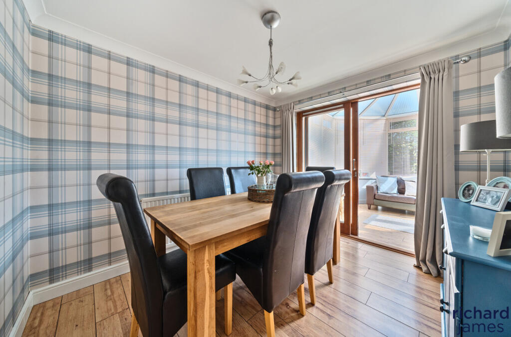 3ef415ee77594634a374780a724da99d