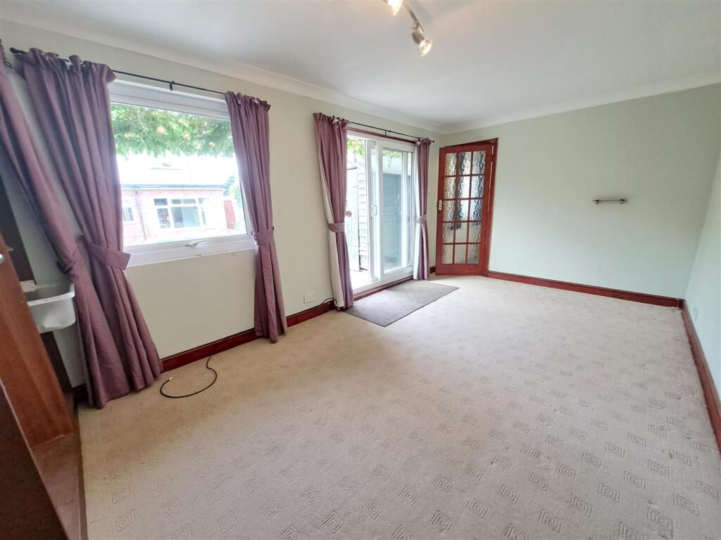 Outbuilding/Home Office