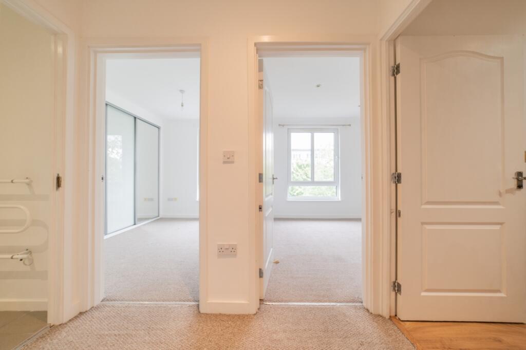 Lrg_Call 02920 454555 to secure your viewing_7 (4)