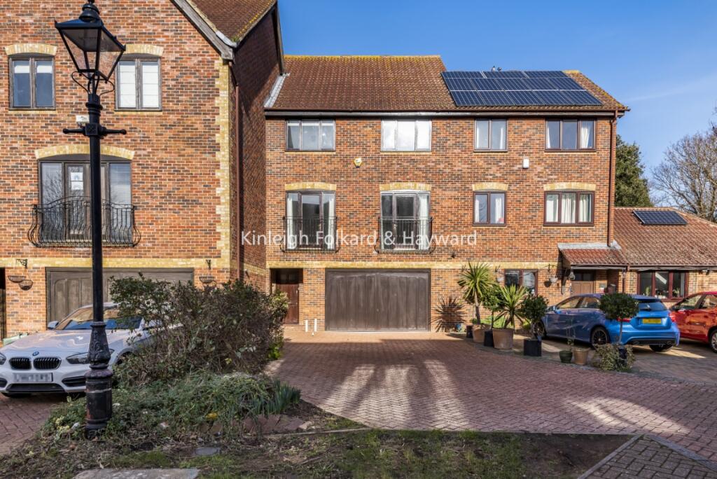 fdfee2c3-1949-4195-9