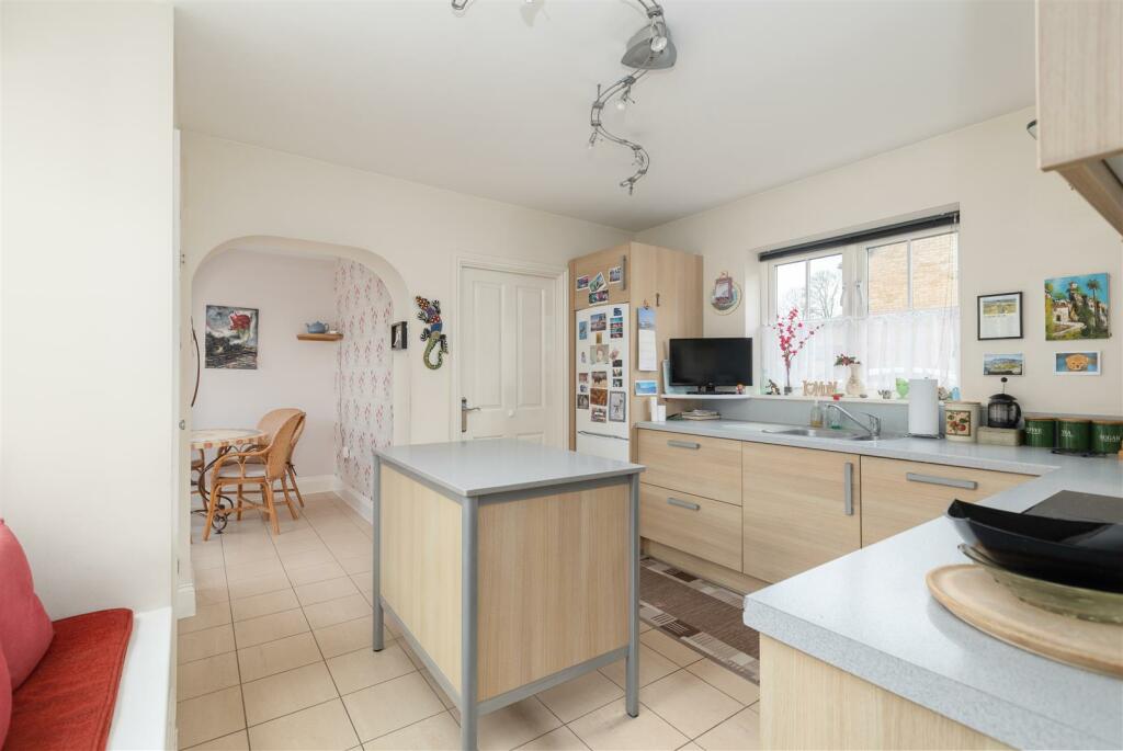 Kitchen to Breakfast Room
