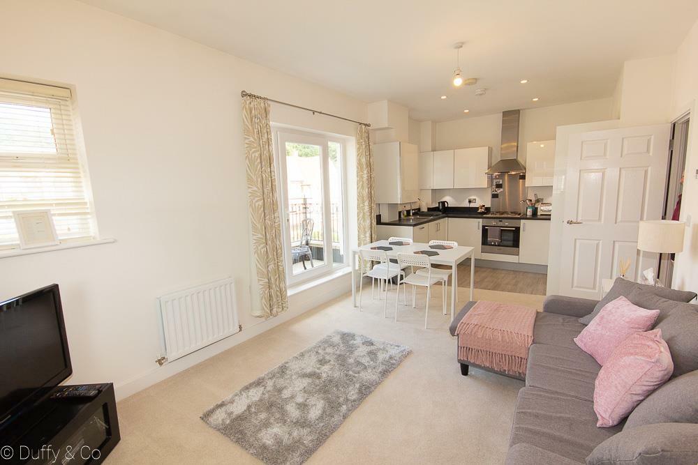 Flat F Alderley House-5.jpg
