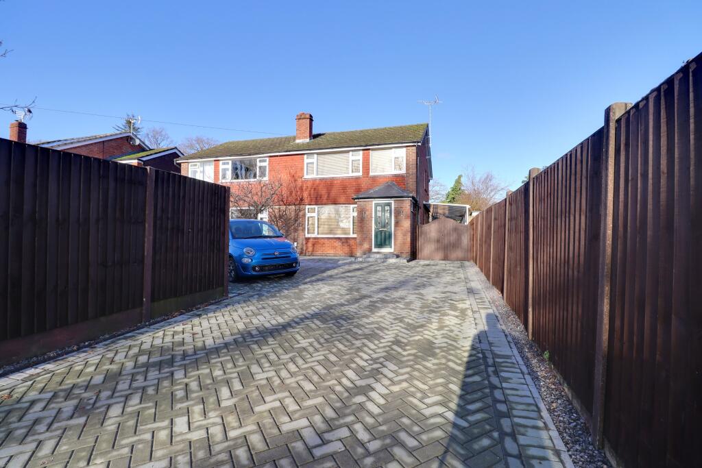 OAKLANDS GROVE, WATERLOOVILLE