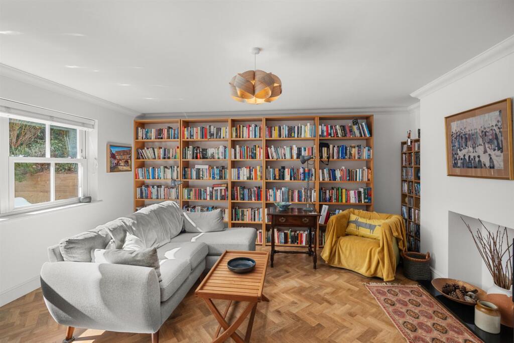 223aEarlhamRd-013.jpg