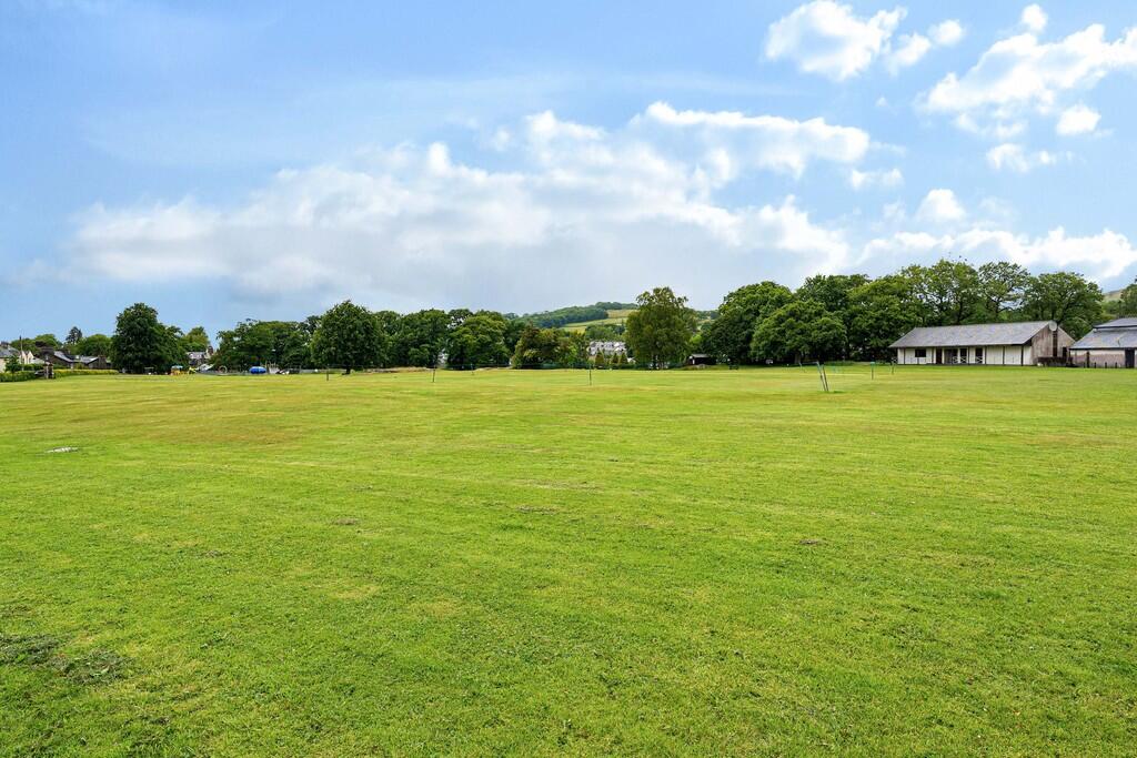 Queens Park Recre...