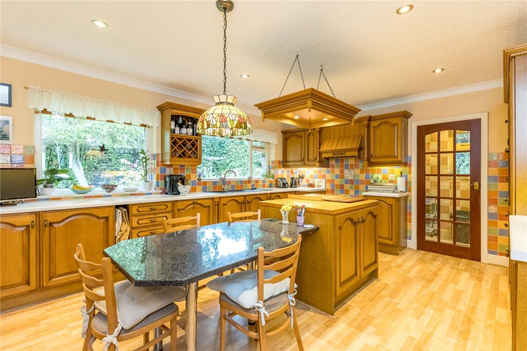 Dining Kitchen