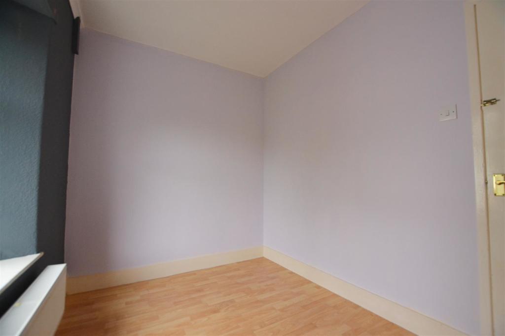 bed 2.JPG