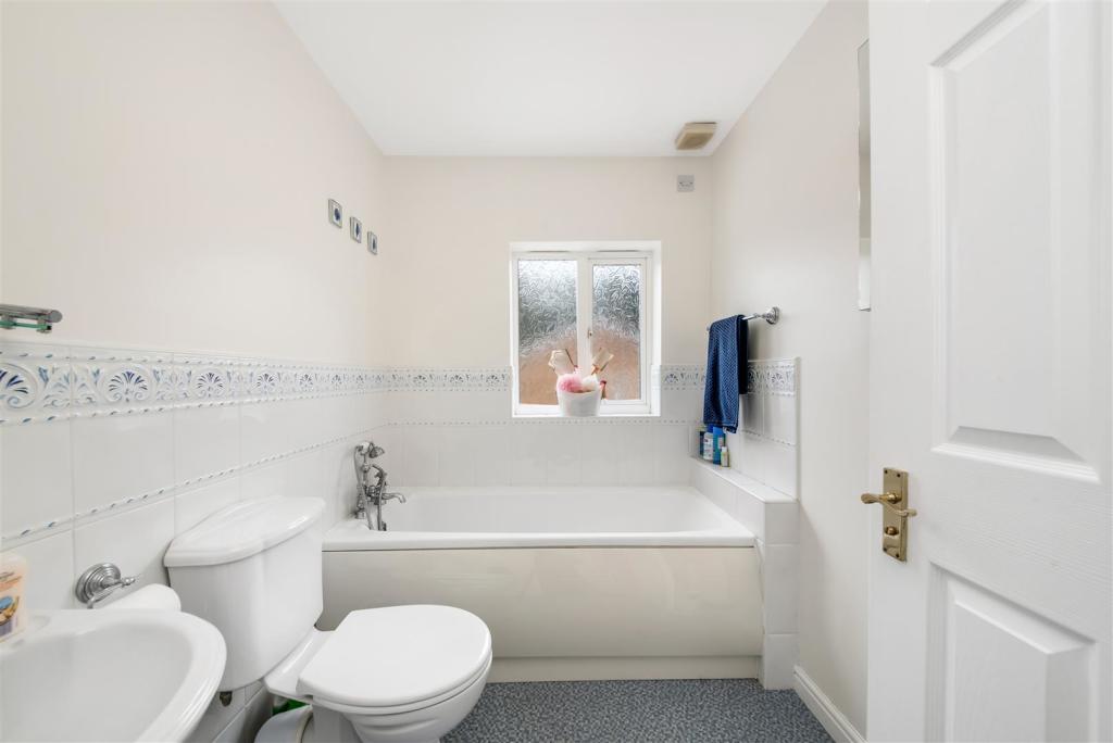 HOUSE BATHROOM
