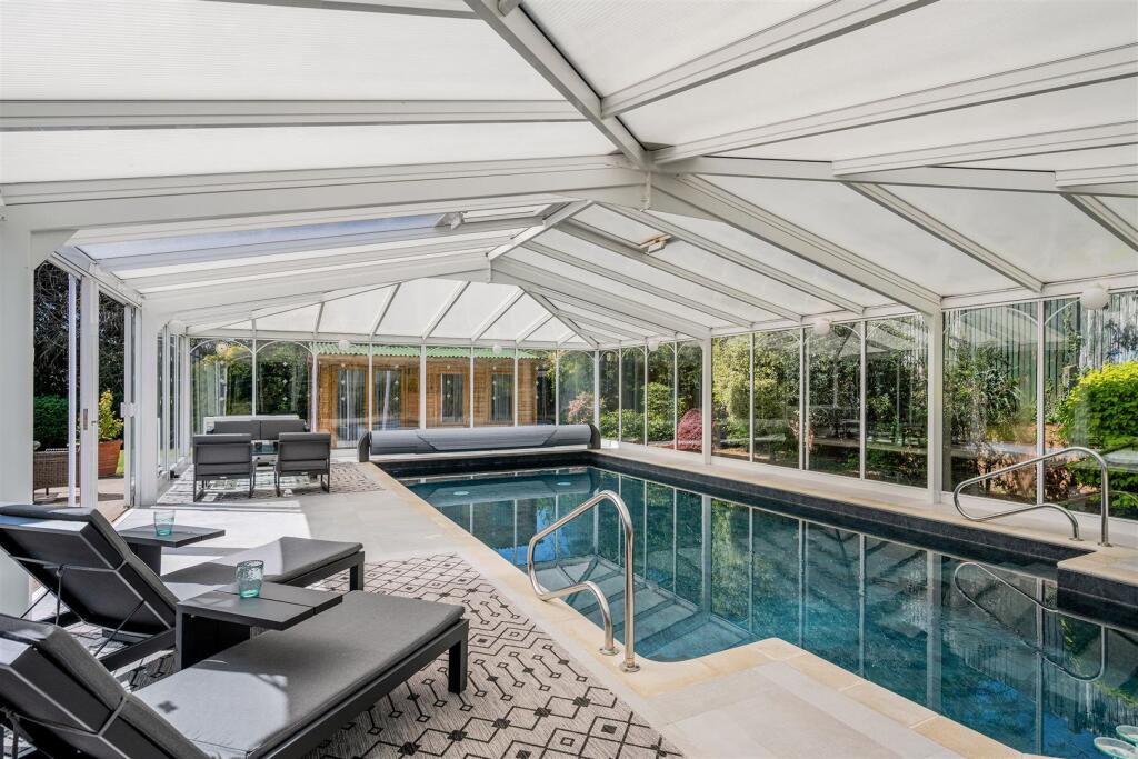 WHISTLER HOUSE EXTERNALS  (9).jpg