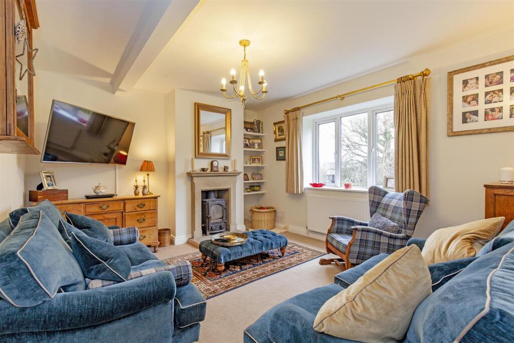 Reception Room-1.jpg