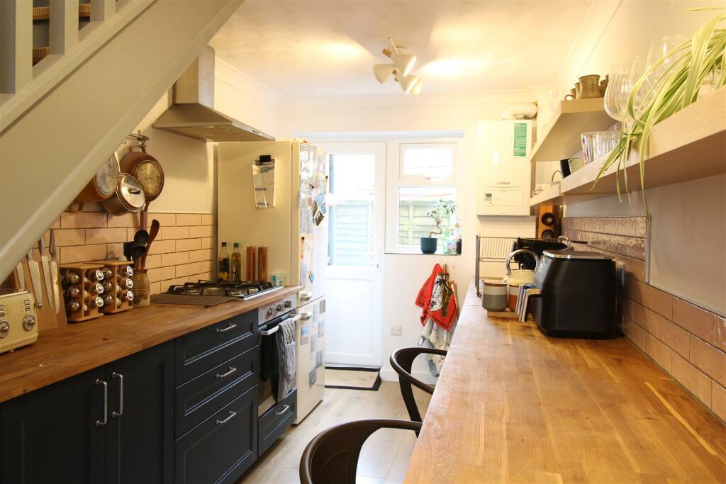 kitchennew5.JPG