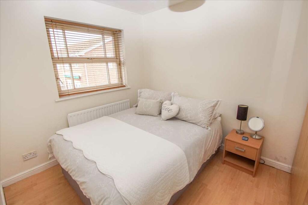 Bedroom2