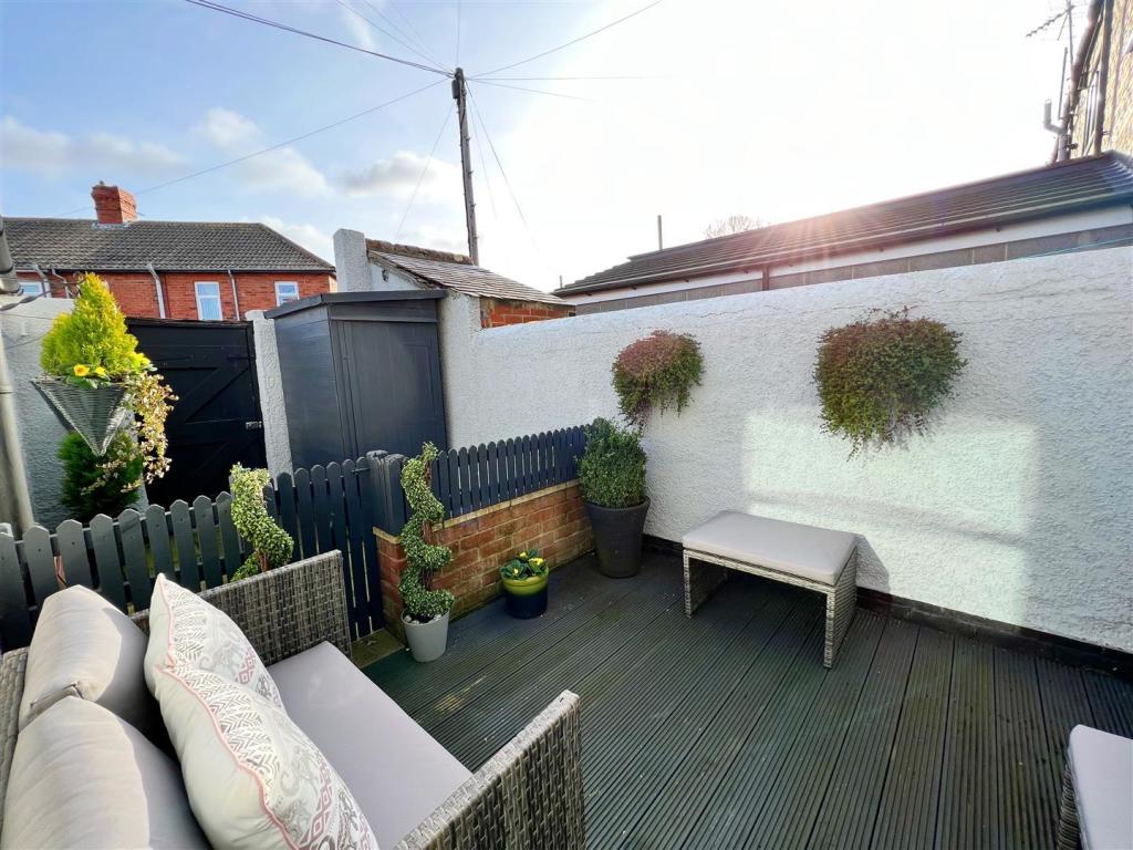 Yard pic 1.jpg