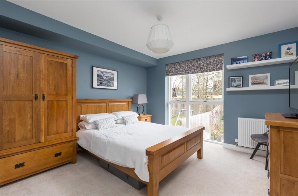 Craigmount Avenue 17